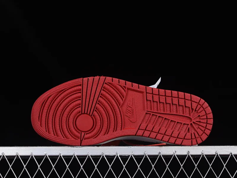 All categories Air Jordan Jordan series basketball shoes Air Jordan 1 High L version Off White x Air Jordan OW AJ1 Joe 1 joint white and red high-top basketball shoes AA3834-101